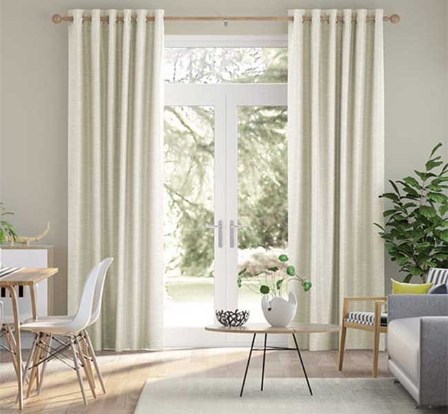 RV031 - Rèm Vải Giá Rẻ Màu Kem Chống Nắng Sang Trọng