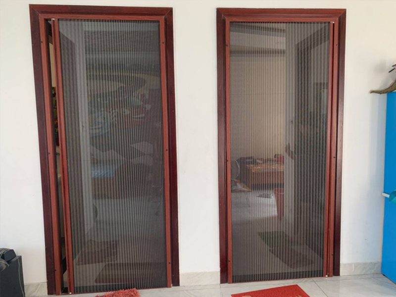 CLCM005 - Cửa lưới chống muỗi mở lùa