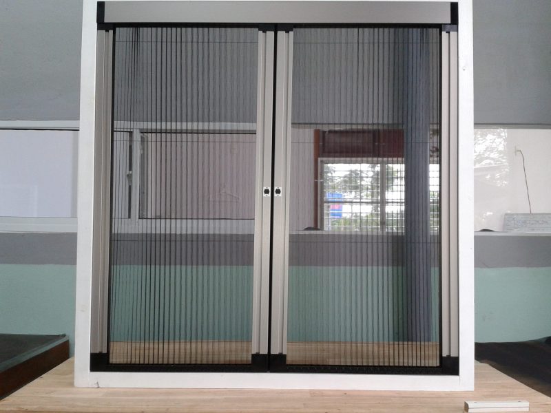CLCM006 - Cửa lưới chống muỗi mở lùa