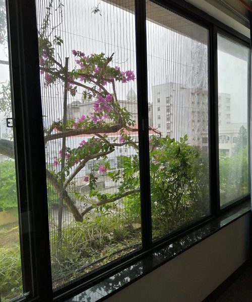 CLCM011 - Cửa lưới chống muỗi mở lùa